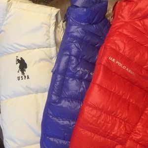 Lot of 3 large puffy vests